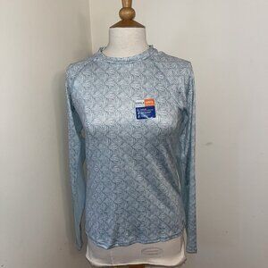 The American Outdoorsman For Women Medium UPF+ Sun Protection Athletic Shirt NEW